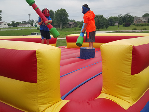 Inflatable joust arena